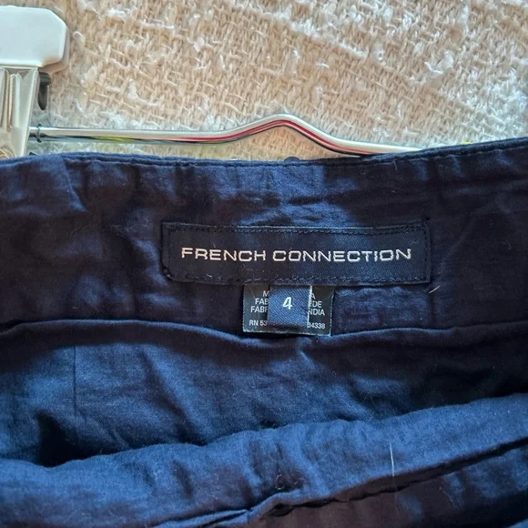 French Connection Sequin Embellished A-Line Mini Skirt in Multicolor (Size 4) - Picture 3 of 6